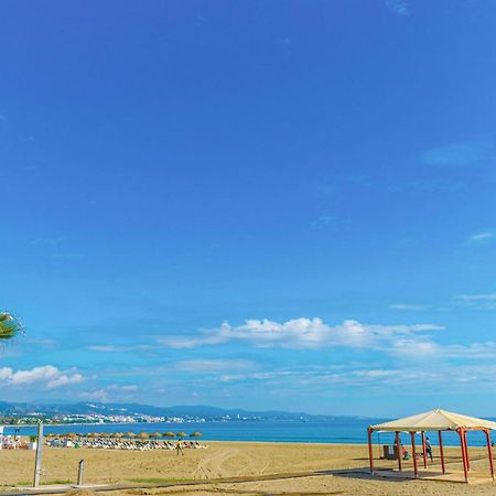 Lovely Apartment In Marbella With Kitchenette 외부 사진